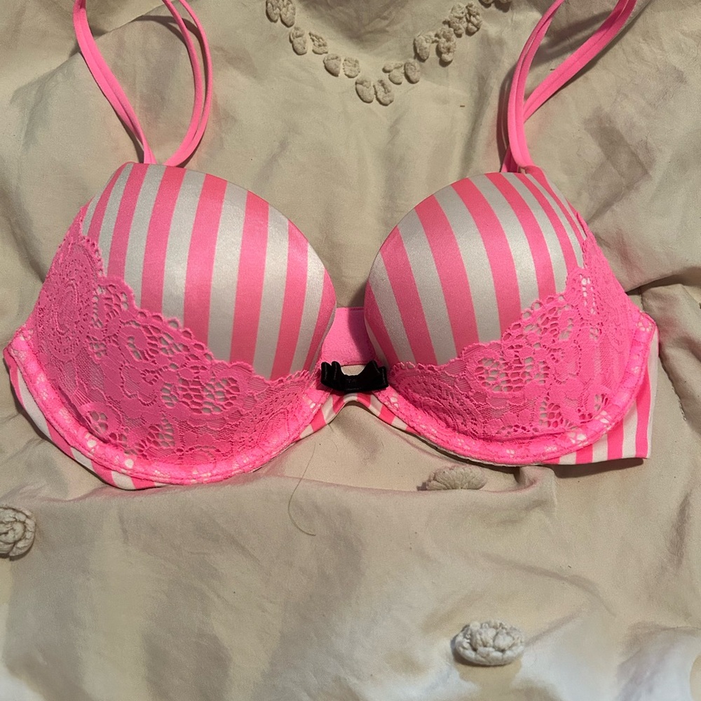 Victoria's Secret Pink Striped Lace Bra
